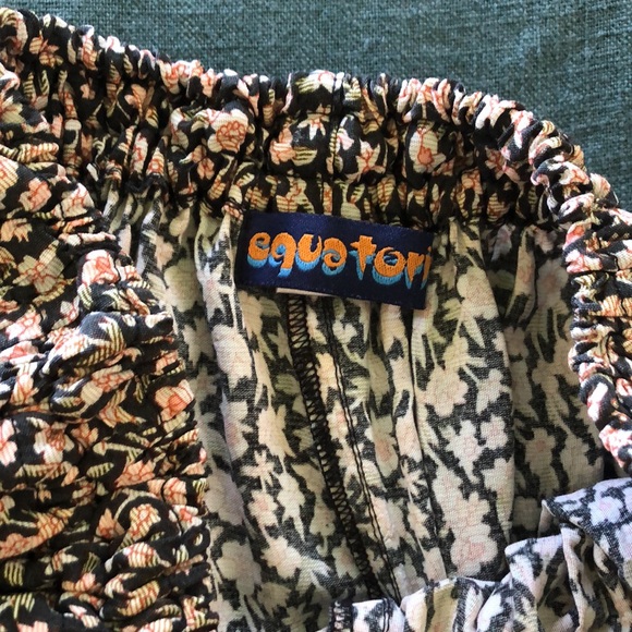 Flowy hippie boho pants in medium - Picture 2 of 5